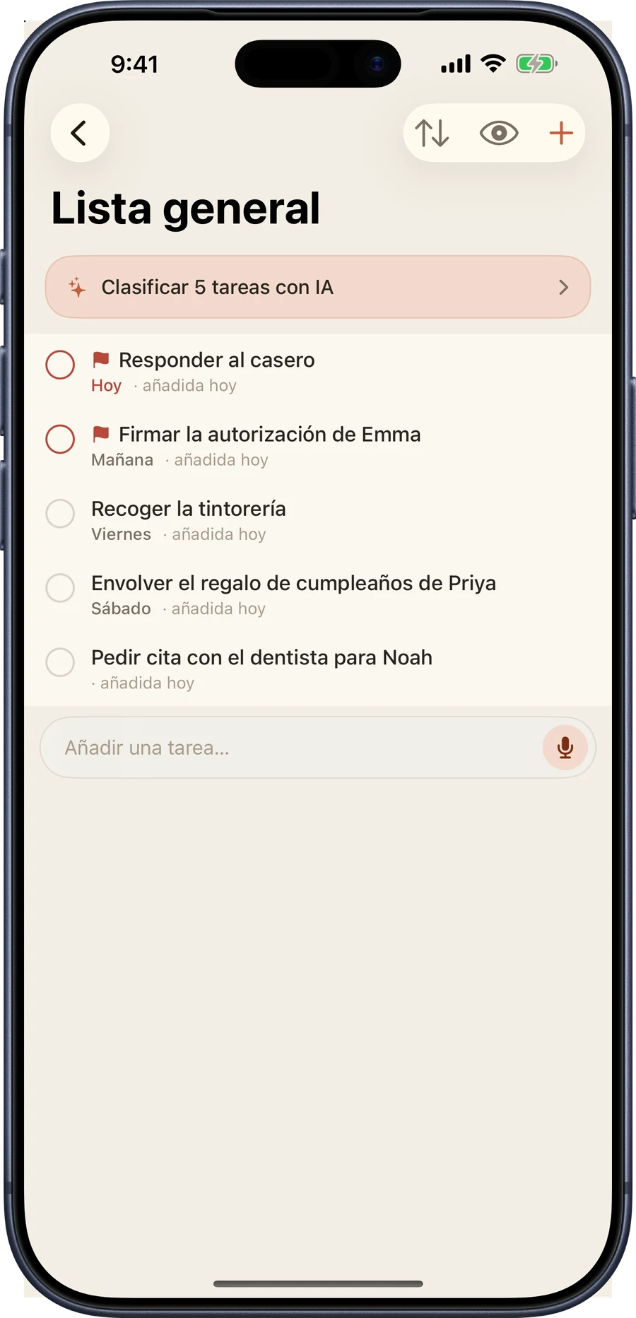 La Lista general en iPhone: cinco tareas sin clasificar con prioridades y fechas, y una barra de añadir abajo.