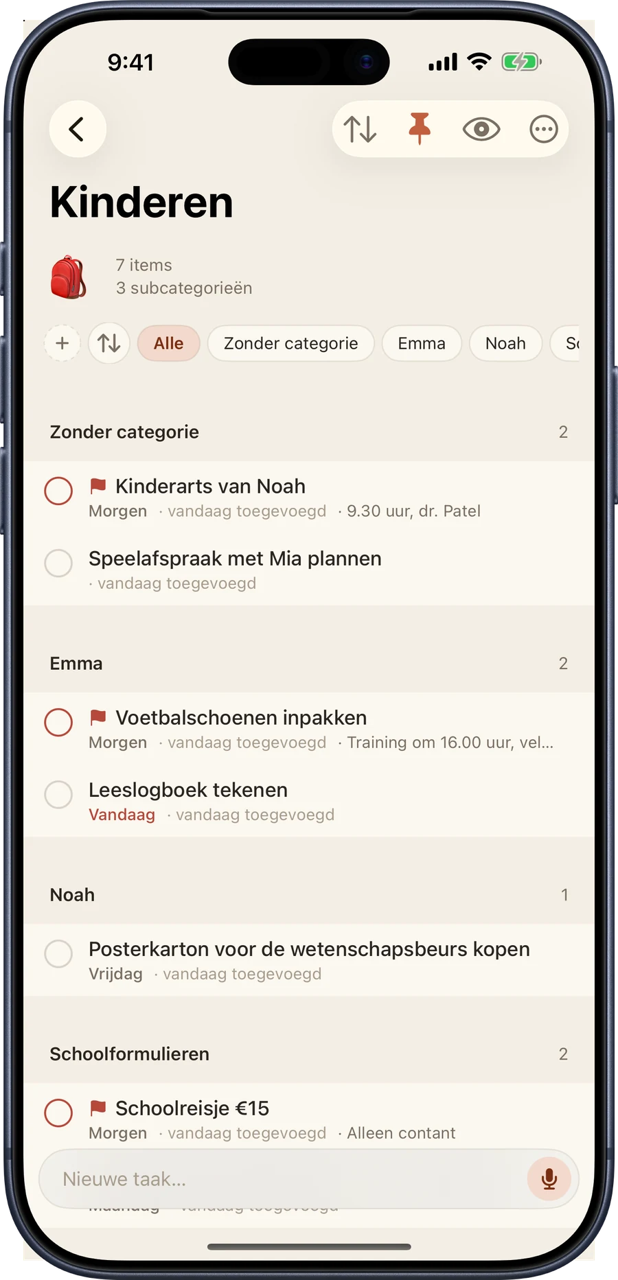 De categorie Kinderen op iPhone, opgesplitst in de subcategorieën Emma, Noah en Schoolformulieren.